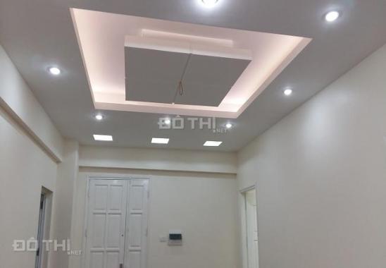 Căn góc 3PN, gần 100 m2 sổ đỏ, đẹp, cần tiền bán gấp lỗ 1 tỷ, cách Big C Cầu Giấy 800m, 2,36 tỷ