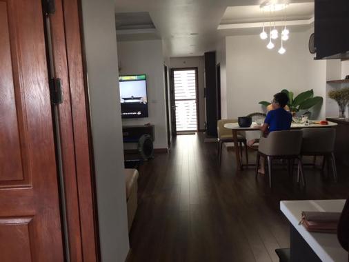 Bán gấp căn hộ chung cư 310 Minh Khai, DT 89m2, 3PN, giá 2.1 tỷ, LH 0913374867