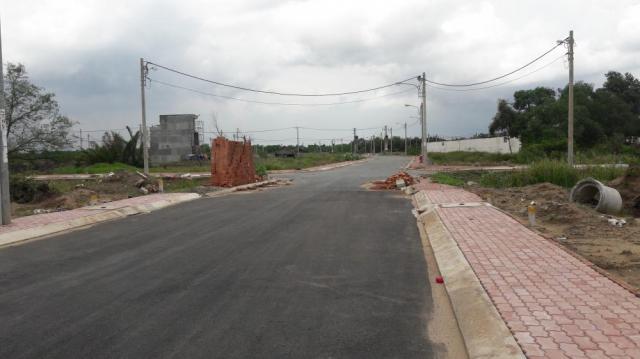 Bán đất thổ cư xây dựng tự do đường Bưng Ông Thoàn, quận 9