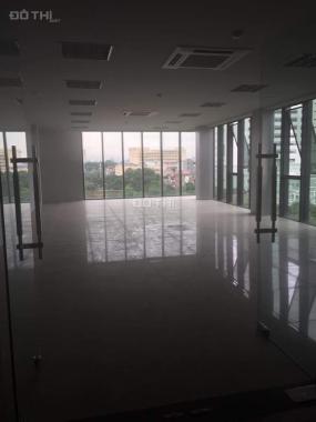 Cho thuê văn phòng sang trọng, view đẹp mặt phố Nguyễn Chí Thanh, Đống Đa. 120m2, giá 31 tr/th