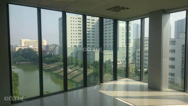 Cho thuê mặt phố Chùa Láng làm kinh doanh đẹp nhất phố, khu sinh viên. LH 0931733628