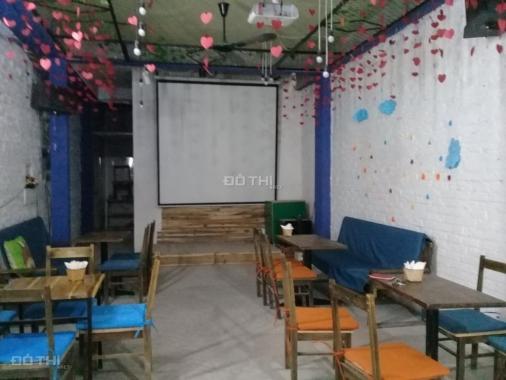 Sang nhượng quán cafe 300 m2 mặt tiền 12 m đường Nguyễn Trãi gần trường ĐHHN Q.Thanh Xuân, HN 