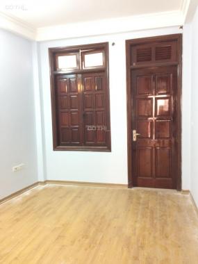 Bán nhà phố Tựu Liệt, gần KĐT Linh Đàm, 30m2, 5 tầng (ngõ rộng, gần đường ô tô)