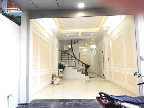 Bán nhà riêng 2,6 tỷ (42m2, 4 tầng, 4 PN) đường Ngọc Đại Đại Mỗ, ô tô đỗ cách 1 nhà, 01239498656