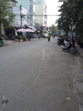 Cần bán căn nhà xưởng Phan Huy Ích, P14, mặt tiền 10m khu buôn bán sầm uất