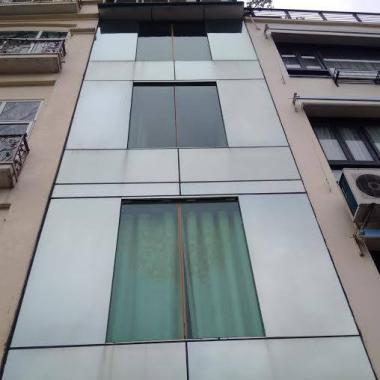 Bán nhà mặt phố Yên Hoa, Tây Hồ, 35m2, 6 tầng, khách thuê nhà đuổi không hết