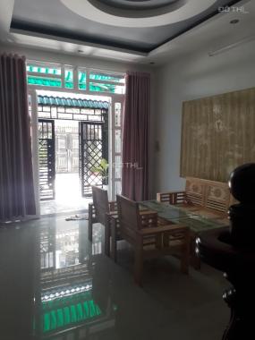 Bán nhà mới đẹp 2 lầu Huỳnh Tấn Phát, ngay trung tâm thị trấn Nhà Bè, DT 4x14m. Giá 2,99 tỷ