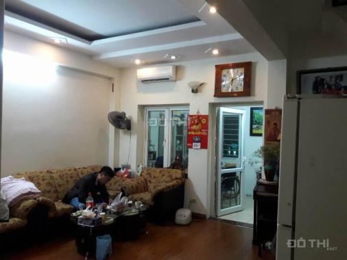 Bán căn hộ tập thể ngõ 79 Nguyễn Chí Thanh, Ba Đình, nhà đẹp, diện tích 100m2, 3PN, 2.15 tỷ