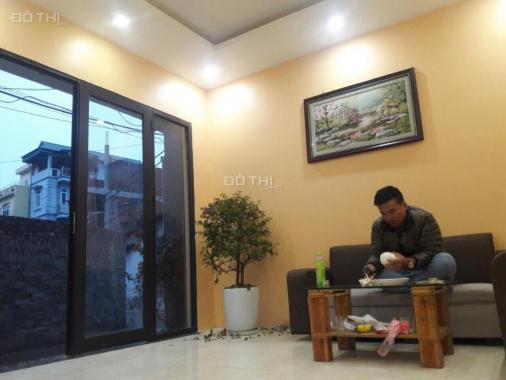 Bán nhà 34C ngõ 93 Chu Huy Mẫn, Phúc Đồng, 51m2, giá 1,8 tỷ