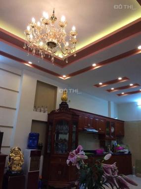 Chủ nhà cần bán gấp nhà ở Minh Khai, giá 2.6 tỷ, 40m2 x 4 tầng, MT 4.5m
