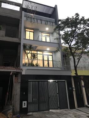 Bán nhà mới đẹp mặt tiền đường 20m, Phạm Hữu Lầu, Q7, DT 5 x 18m, giá 7,65 tỷ