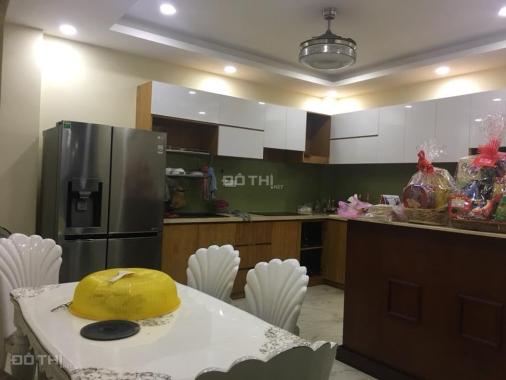 Bán nhà MT Đất Thánh, Tân Bình, DT 100m2, 5m x 20m, giá 12.5 tỷ TL