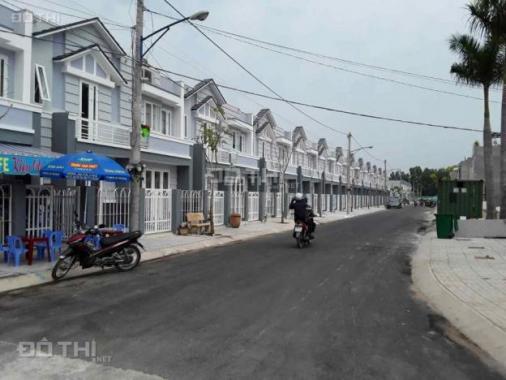 Dãy nhà phố liền kề đường Nguyễn Văn Bứa