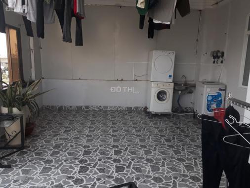 Cho thuê phòng kí túc xá máy lạnh 400k /th gần ngã tư Hàng Xanh, TP. HCM