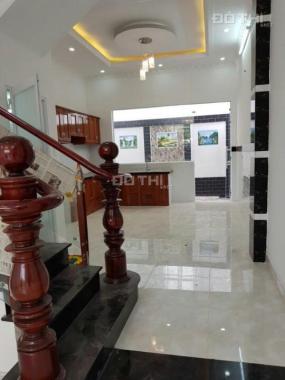 Kẹt tiền bán gấp nhà hẻm xe 6m, Huỳnh Tấn Phát, Nhà Bè, DT 5x12m. Giá 2,88 tỷ