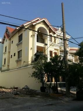 Bán nhà biệt thự, liền kề tại dự án KDC Nam Long Phú Thuận, Quận 7, Hồ Chí Minh. Diện tích 172m2