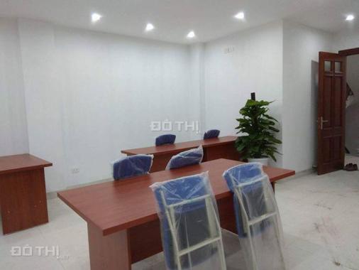 Tòa nhà văn phòng cho thuê 30m2 - 55m2 tại đường Trung Kính, Yên Hòa vào sử dụng ngay. 091.864.5995