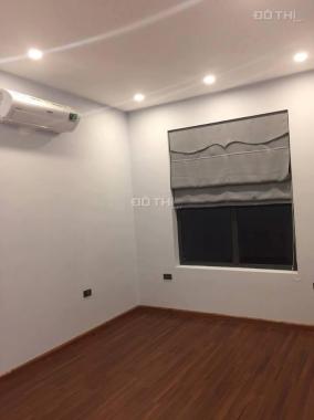 Cho thuê căn hộ chung cư FLC Complex Phạm Hùng 97m2, 3PN, không đồ, làm văn phòng, 11tr/th