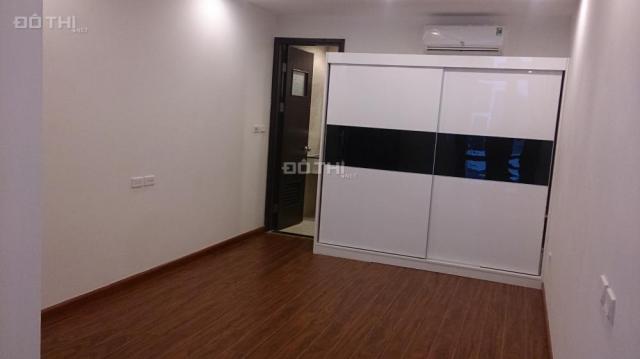 Cho thuê căn hộ 160m2, 3PN, Golden Land, có đồ cơ bản, liên hệ xem nhà 0969466692