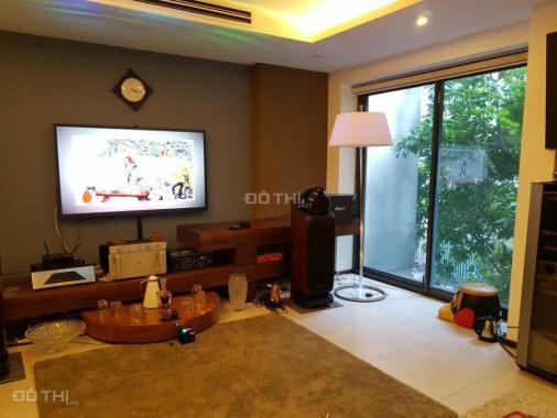 Bán nhà mặt phố Yên Hoa, Trúc Bạch, Tây Hồ, 105m2 x 8T view hồ, MT: 7,5m, giá 31 tỷ