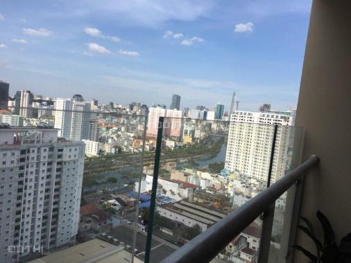 Căn hộ mặt tiền đường Nguyễn Tất Thành, Quận 4 2PN, 67m2, 51tr/m2 tặng kèm nội thất cao cấp Châu Âu