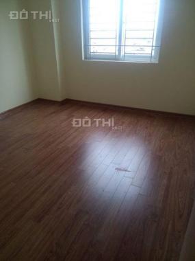 Cần bán gấp căn hộ chung cư 122 Vĩnh Tuy - Chính chủ
