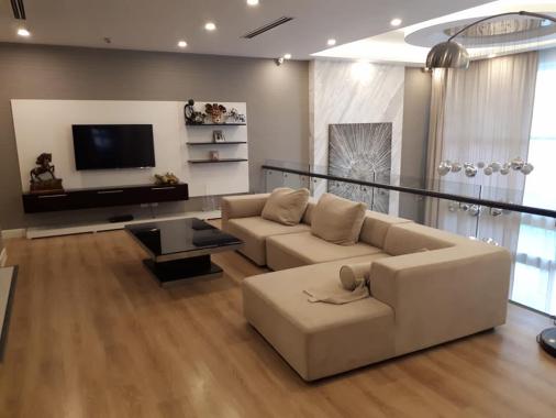 Cho thuê chung cư Chelsea Park (căn duplex 230m2) sân vườn rộng, gần gũi thiên nhiên