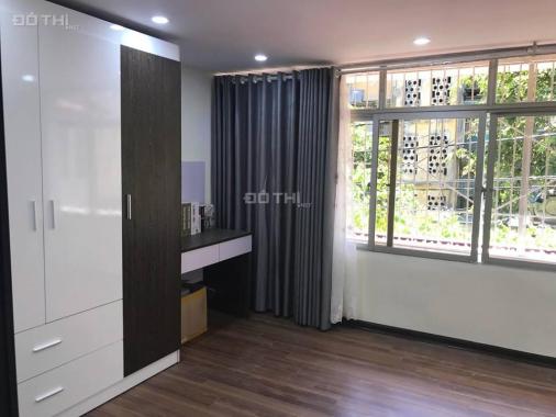 Cần bán căn hộ tập thể Nghĩa Tân 65m2, 2PN, lô góc cực đẹp, giá 1,6 tỷ. LH: 0919902589