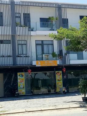 Cho thuê duy nhất 1 căn nhà 5 phòng ngủ siêu đẹp, mặt tiền Lê Văn Duyệt