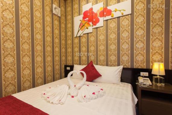 Cho thuê khách sạn phố Hàng Bông, 11 phòng (Mới 100%)