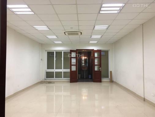 Góc nhượng lại văn phòng tầng 5 ở ngõ 133 Thái Hà, 55m2, giá bao rẻ