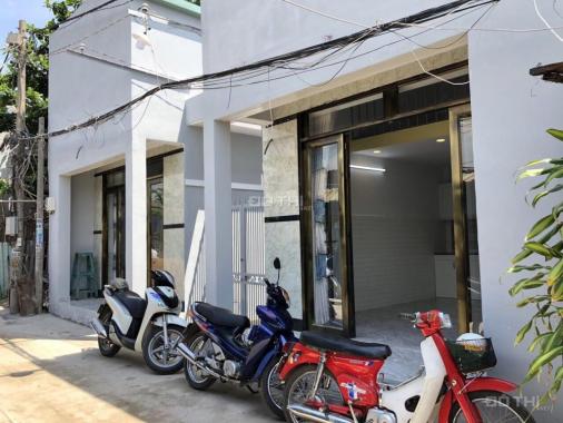 Cần bán nhà phố 1 lầu đúc đẹp, hẻm xe hơi 180 Bùi Văn Ba, P. Tân Thuận Đông, Quận 7