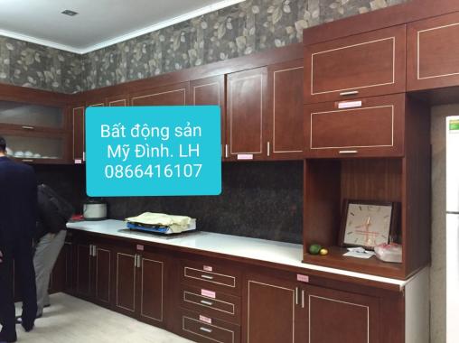 Bán căn hộ tòa Vinaconex 7, Mỹ Đình 1, DT 110m2, 3 PN, full nội thất. Giá bán 2.6 tỷ