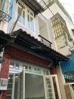 Bán nhà tặng nội thất đường Nguyễn Thượng Hiền, Gò vấp, 30m2/ 3.29 tỷ. LH: 0912363038