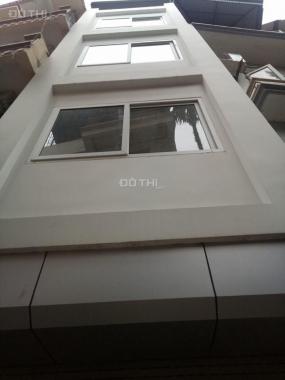 Bán nhà đẹp, chỉ cần 2,2 tỷ có ngay nhà mới ngã tư Vạn Phúc, Đại Mỗ, 33m2, 5T, 4 PN. LH 0967767695