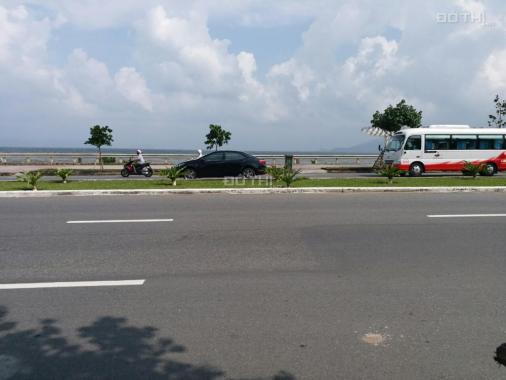 Chính chủ bán nhanh lô đất biển mặt tiền đường Nguyễn Tất Thành, bán lỗ 500tr