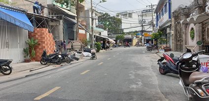 Bán nhà MTNB Nguyễn Văn Tố, Tân Thành, DT 4,4x18m, 1 lầu, giá 8.9 tỷ LH 0903947859