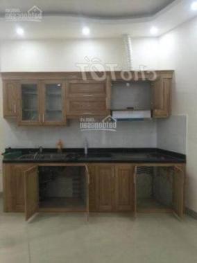 Cho thuê nhà riêng đường Minh Khai, DT 45m2 x 5 tầng, giá chỉ 13tr/tháng, LH: 0963255927