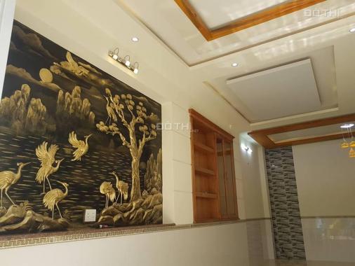 Bán nhà Đường Lê văn Quới, Phường Bình Hưng Hòa A . DT: 5,5m x 11m Giá 5,6 tỷ