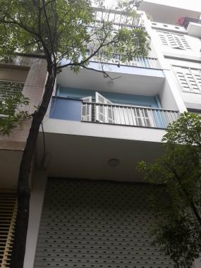 Cần bán nhà trong ngõ phân lô 15 Trần Thái Tông, mặt tiền 4m, 5 tầng, gần phố giá 3,2 tỷ