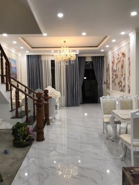 Tôi cần bán villa tại đường 41, P. Thảo Điền, Quận 2, Tp.HCM, diện tích 1187m2, giá 110 triệu/m2