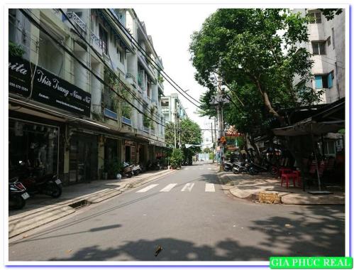 Bán biệt thự đường Nguyễn Bá Tòng, P. Tân Thành, 10x20m, hầm 2 lầu, 22,5 tỷ