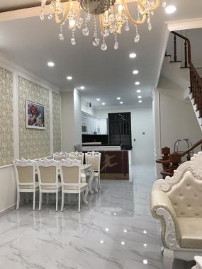 Cần bán ngay villa tại đường 64, P. Thảo Điền, Quận 2, Tp.HCM, diện tích 8,5 x 19m, giá 23,5 tỷ