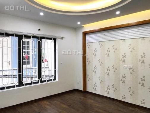 Bán nhà Nguyễn Chính, Tân Mai, xây mới 35m2 x 5t, cách đường ô tô tránh nhau 5m, giá 2.1 tỷ