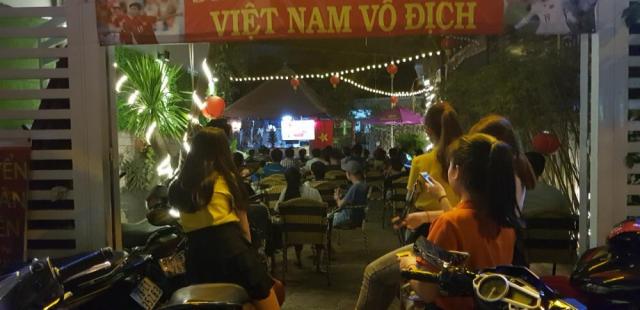 Cần sang nhượng quán cafe, đang kinh doanh tốt