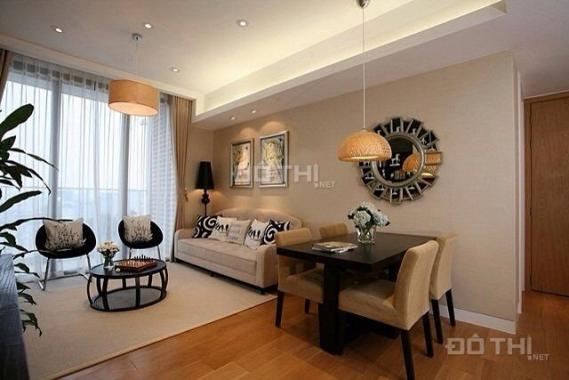 Cho thuê căn 3PN, DT 132m2, toà R4, view quảng trường, bể bơi. LH: 0989256939