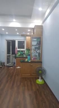 Chính chủ bán căn 72m2 view hồ HH1 Linh Đàm, nội thất đầy đủ. Giá 1,18 tỷ bao sang tên