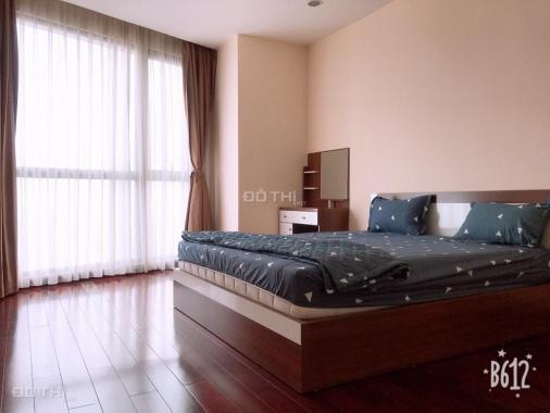 Cho thuê căn hộ Royal City 3511/R5 diện tích 100m2, 2 phòng ngủ