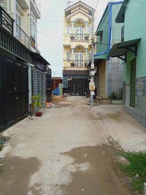 Bán đất sổ hồng riêng gần đường Tô Ngọc Vân, phường Thạnh Xuân, Quận 12. DT 4x15m