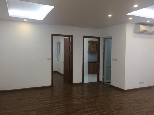 Cho thuê CHCC Golden Palace Lê Văn Lương, DT 123m, 3PN, đồ cơ bản, ban công Đông Nam. LH 0965820086